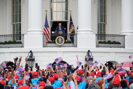 Trump resumes campaign with Florida rally 10 days after COVID-19 disclosure