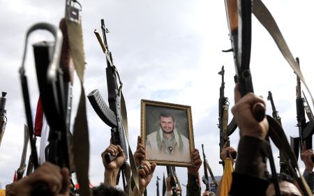 Democrats avoid Gaza debate at Chicago convention; crew evacuated from Houthi-stricken oil tanker in Red Sea