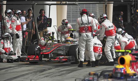 Formula One: Beer an added motivation for McLaren mechanics