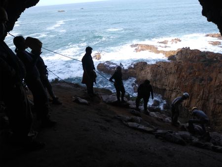 Stone tools from a cave on South Africa’s coast speak of life at the end of the Ice Age