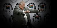 Former Bosasa COO Angelo Agrizzi gestures during his testimony at the State Capture commission in Johannesburg on 22 January 2019. During his testimony chaired by Judge Raymond Zondo, Agrizzi testified how Bosasa allegedly used its influence to ensure the awarding of Department of Correctional Services contracts with the help of then commissioner Linda Mti and CFO Patrick Gillingham, who were both alleged to have been receiving bribes. (Photo: Gallo Images / Sowetan / Alon Skuy)