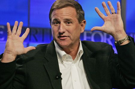 The curious case of Mark Hurd and his pal, Larry Ellison