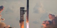 SpaceX Launches First Orbital Starship Test Flight