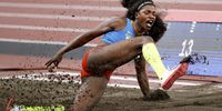 epa09385760 Caterine Ibarguen of Colombia competes in the Women's triple jump final during the Athletics events of the Tokyo 2020 Olympic Games at the Olympic Stadium in Tokyo, Japan, 01 August 2021.  EPA-EFE/HOW HWEE YOUNG
