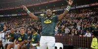 epa06797045 Tendai Mtawarira of South Africa celebrates after the rugby test match at the Ellis Park Stadium in Johannesburg, South Africa, 09 June 2018.  EPA/KIM LUDBROOK