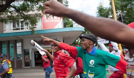 Sadtu march, Pretoria: Hamba, Angie! Hamba!