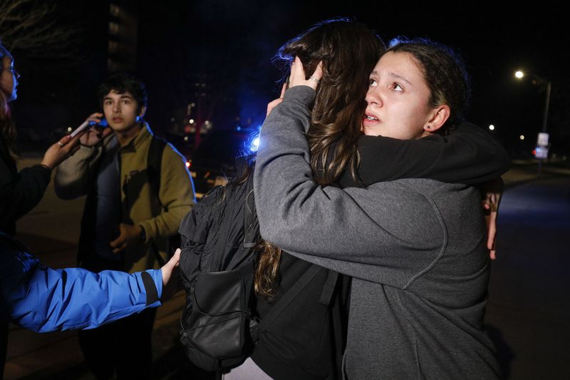 Three killed, 5 injured in Michigan State University shooting, suspect dead