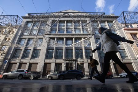 Russia Skirts Nearer Default After Dollar Payment Blocked
