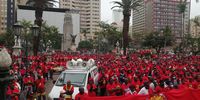 Numsa members filled the area outside Durban City Hall on Tuesday when thousands downed tools for higher wages. (Photo: Nokulunga Majola)