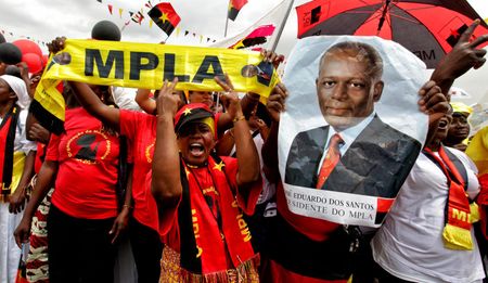 ISS Today: Dos Santos’ retirement changes nothing, and everything, in Angola