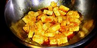 Paneer in its marinade for paneer saag. (Photo: Andrew Newby)