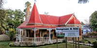 Oudtshoorn-feather-boom 