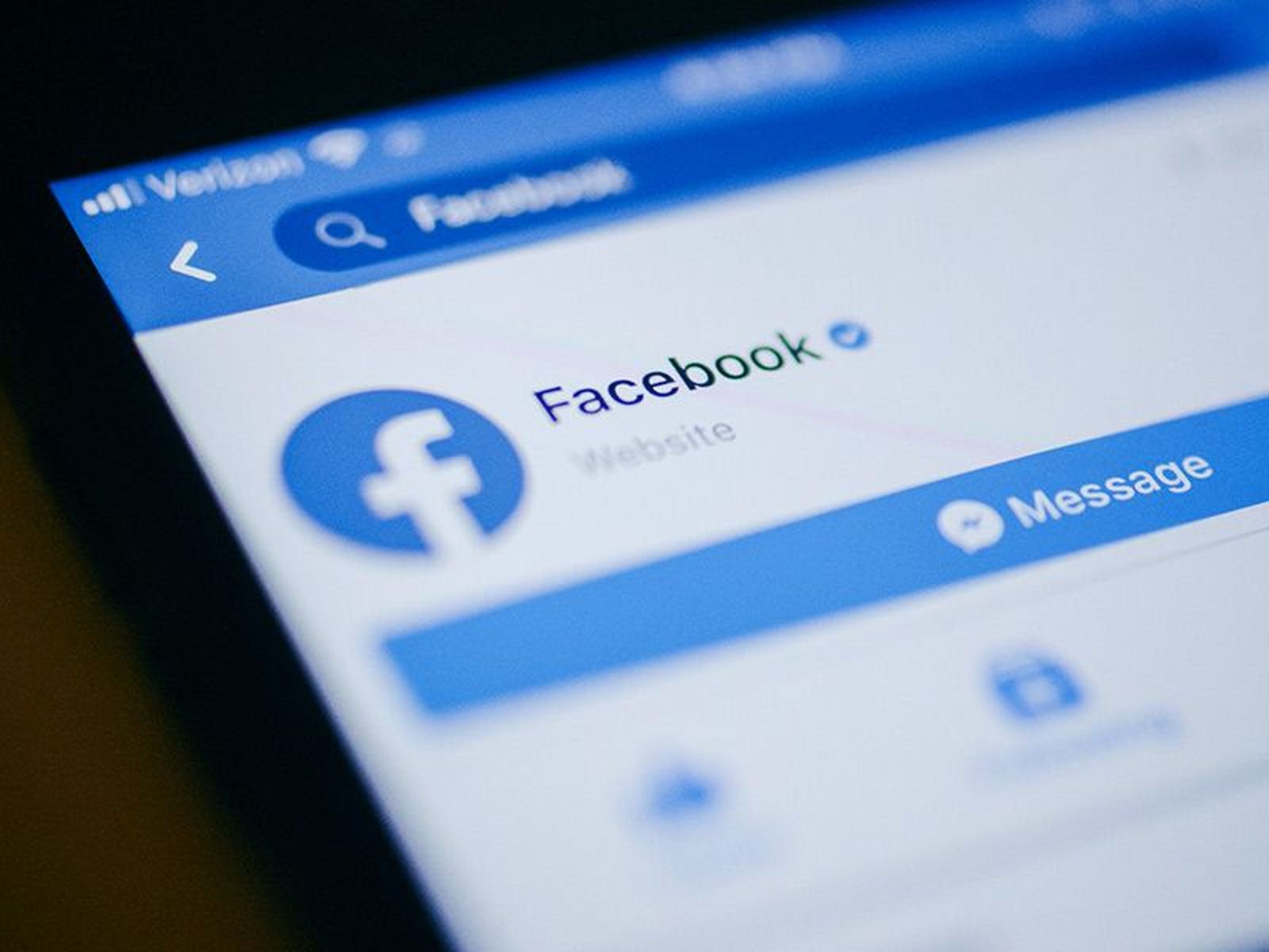 Facebook Acquisitions Probed by FTC in Broad Antitrust Inquiry