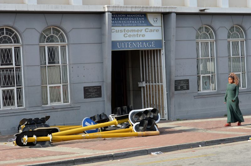 Fed-up businessman dumps broken traffic lights outside municipal offices to highlight crumbling infrastructure