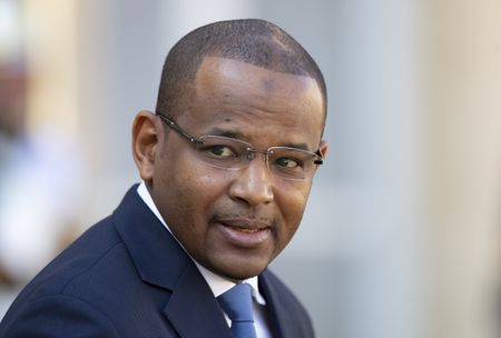 Mali coup leaders free former prime minister, generals