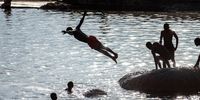 Chilling out — Capetonians take to the water as heatwave sets in