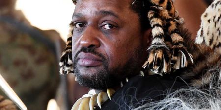 Misuzulu kaZwelithini enters the kraal to secure the Zulu king throne
