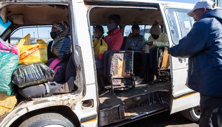 Passengers at risk of Covid-19 as taxi operators violate lockdown regulations