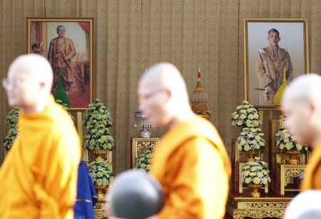 Thai arrest warrant issued for American academic on royal insult charges