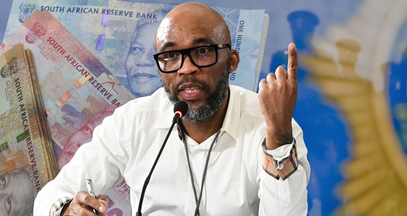 Officers charged in R228m âCatâ Matlala fraud case resume police duties