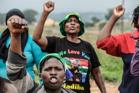 In pictures: Mourning Mandela