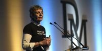 "A round of applause", Marianne Thamm. Daily Maverick, The Gathering 2025. (Photo: David Harrison)