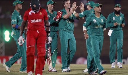 Clinical Proteas send hapless Zim packing
