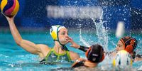 TOKYO, JAPAN - JULY 26: Keesja Gofers of Team Australia is challenged by Nomi Stomphorst of Team Netherlands during the Women's Preliminary Round Group A match between Australia and the Netherlands on day three of the Tokyo 2020 Olympic Games at Tatsumi Water Polo Centre on July 26, 2021 in Tokyo, Japan. (Photo by Justin Setterfield/Getty Images)