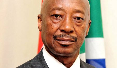 Op-Ed: SARS boss Tom Moyane’s parallel universe