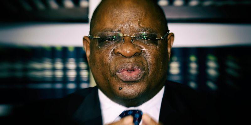 www.dailymaverick.co.za