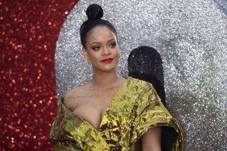 Rihanna's anything-goes lingerie crowns NY Fashion Week