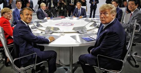 Can synchronised stagnation be stopped?