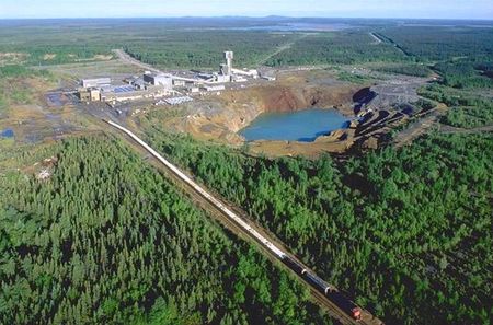 Venerable Anglo seems to have fended off Xstrata – for now