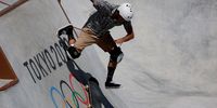 TOKYO, JAPAN - AUGUST 05: Dallas Oberholzer of Team South Africa crashes during the Men's Skateboarding Park Preliminary Heat 3 on day thirteen of the Tokyo 2020 Olympic Games at Ariake Urban Sports Park on August 05, 2021 in Tokyo, Japan. (Photo by Jamie Squire/Getty Images)
