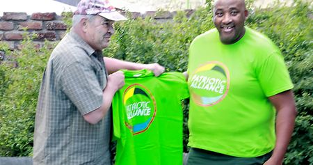 Beaufort West councillor switches from DA to PA — and days later becomes municipal manager 