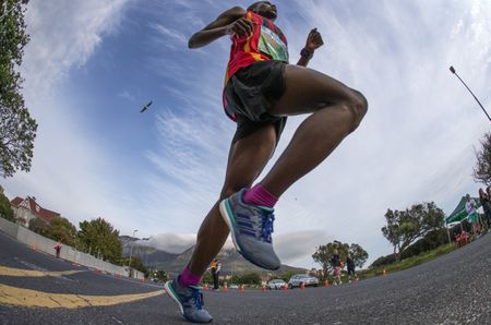 Cape Town Marathon cancelled, deemed unsafe after wind damages structures