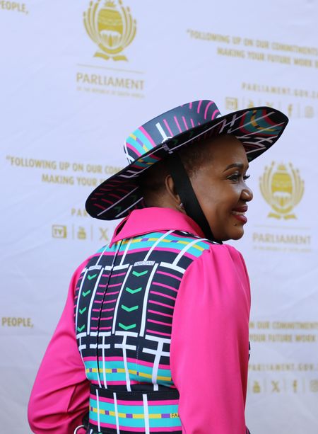 It was Ramaphosa’s red tie time again, like he did last summer