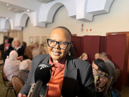 Foundation Phase textbook delays threaten SA’s literacy push