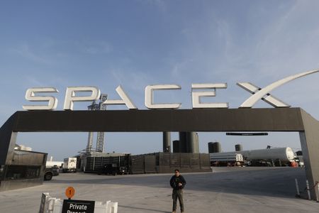 SpaceX aims for 10,000 annual launches within five years, FAA says