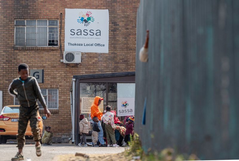 Crisis de cuidado: el subsidio de R2,400 no alcanza para las familias con hijos discapacitados en Sudáfrica