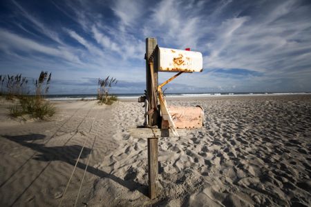 Hurricane Florence closes in on devastating blow to US east coast