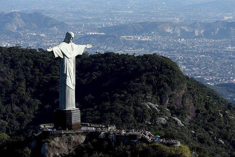 Brazil Senate approves constitutional amendment ending six-day workweeks
