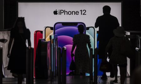 Apple disputes French findings, says iPhone 12 meets radiation rules