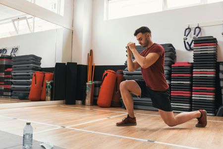 Can ‘knees over toes’ exercises help bullet proof your knees? Two experts explain