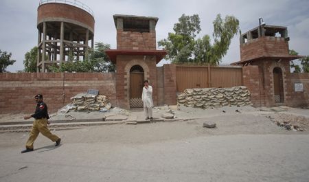 New Pakistani reason for jailing bin Laden case doctor