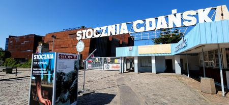 Rolling back authoritarianism — a bad weekend for Putin's little helpers