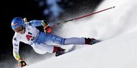 epaselect epa10454255 Mikaela Shiffrin of USA  in action during the Women's Super-G race at the FIS Alpine Skiing World Championships in Meribel, France, 08 February 2023.  EPA-EFE/GUILLAUME HORCAJUELO