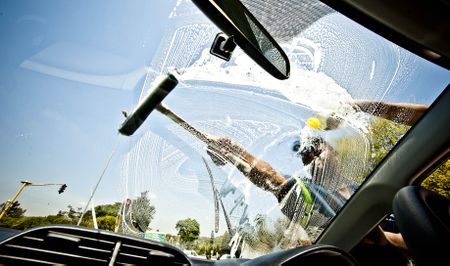 Mayor defends officers charged with shooting at informal car washers in Mthatha