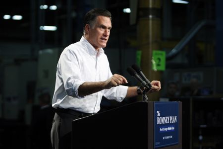 Romney opens attack on Obama over welfare law