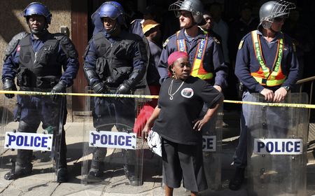Analysis: Which model will the police follow - Marc Ishlove's or Richard Mdluli's?